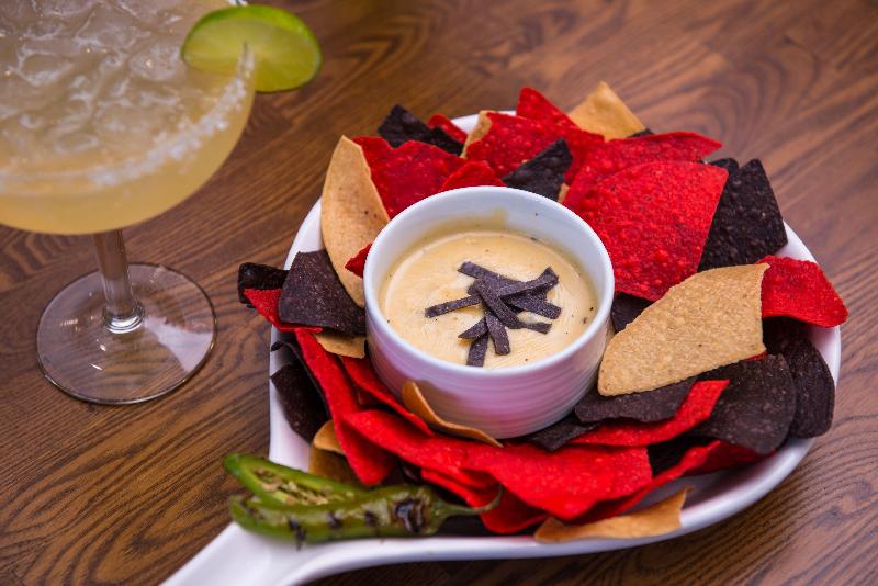 هتل Holiday Inn & Suites Dallas Addison By Ihg