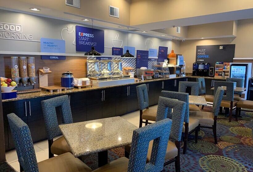 هتل Holiday Inn Express St. Paul South   Inver Grove Heights, An Ihg