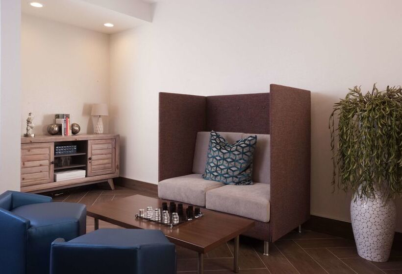 هتل Home2 Suites By Hilton Atlanta Perimeter Center