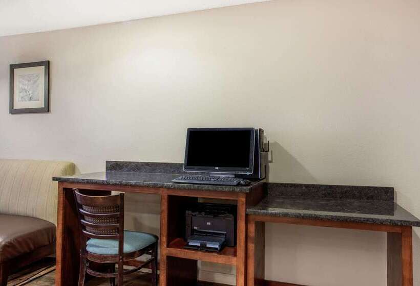 בית מלון כפרי La Quinta Inn By Wyndham Decatur Alabama