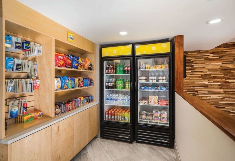 هتل La Quinta By Wyndham Chattanooga Hamilton Place