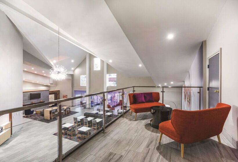 هتل La Quinta By Wyndham Chattanooga Hamilton Place