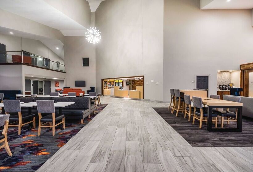 هتل La Quinta By Wyndham Chattanooga Hamilton Place