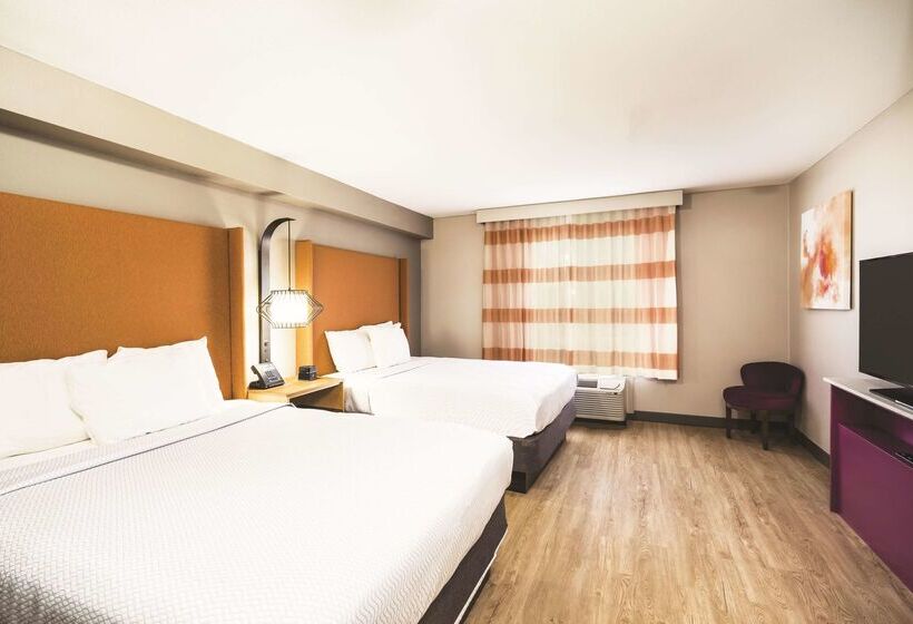 هتل La Quinta By Wyndham Chattanooga Hamilton Place