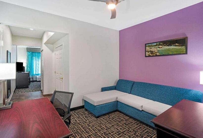 בית מלון כפרי La Quinta By Wyndham Cookeville