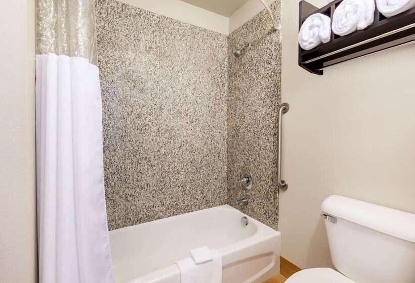 בית מלון כפרי La Quinta By Wyndham Spokane Valley