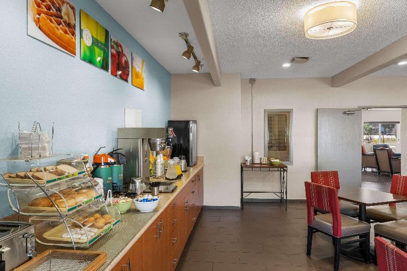 فندق Quality Inn Denver Northeast Brighton