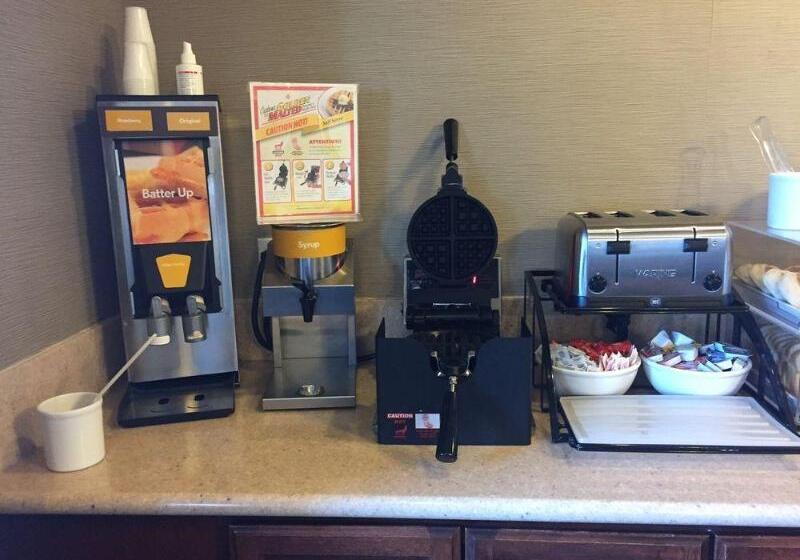 فندق Quality Inn Denver Northeast Brighton