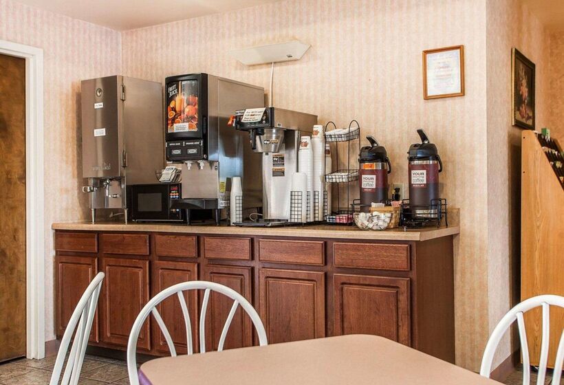 فندق Quality Inn Midway