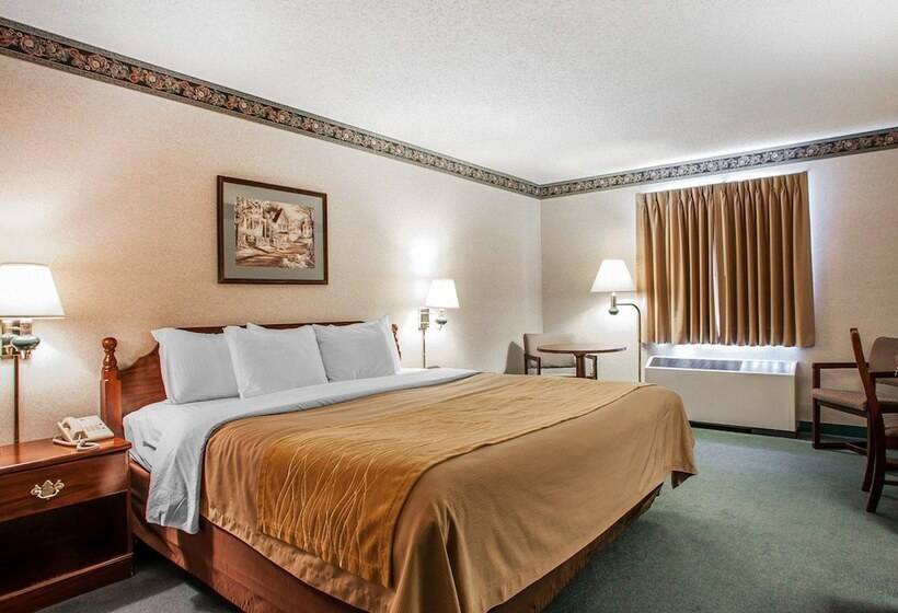 هتل Quality Inn Midway