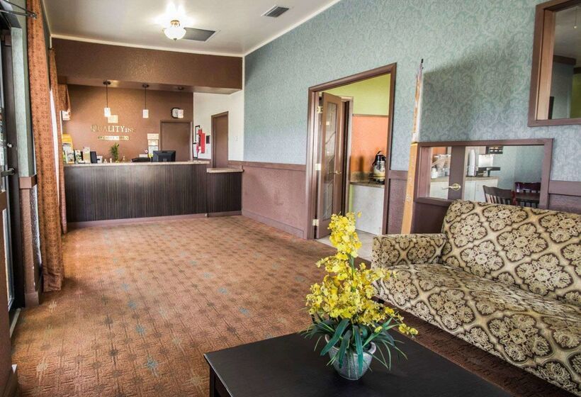فندق Quality Inn Near Blue Spring