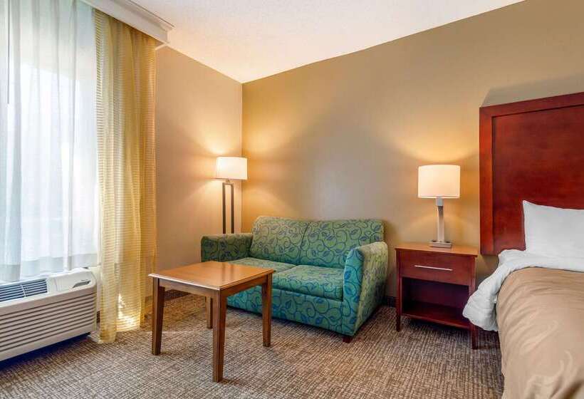 فندق Quality Inn & Suites Olde Town