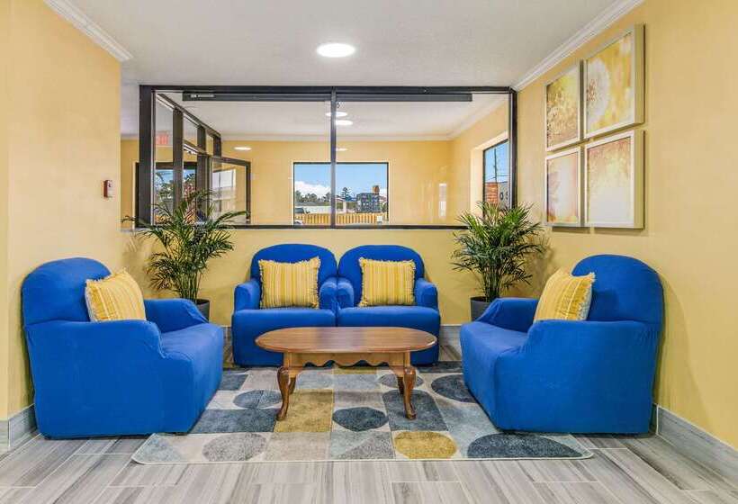 ホテル Quality Inn & Suites Dublin