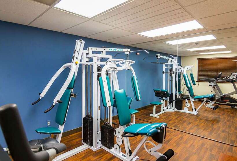 בית מלון כפרי Quality Inn & Suites Kearneysville  Martinsburg