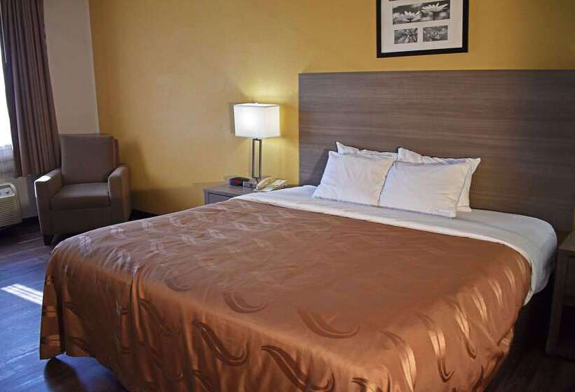 בית מלון כפרי Quality Inn & Suites Kearneysville  Martinsburg