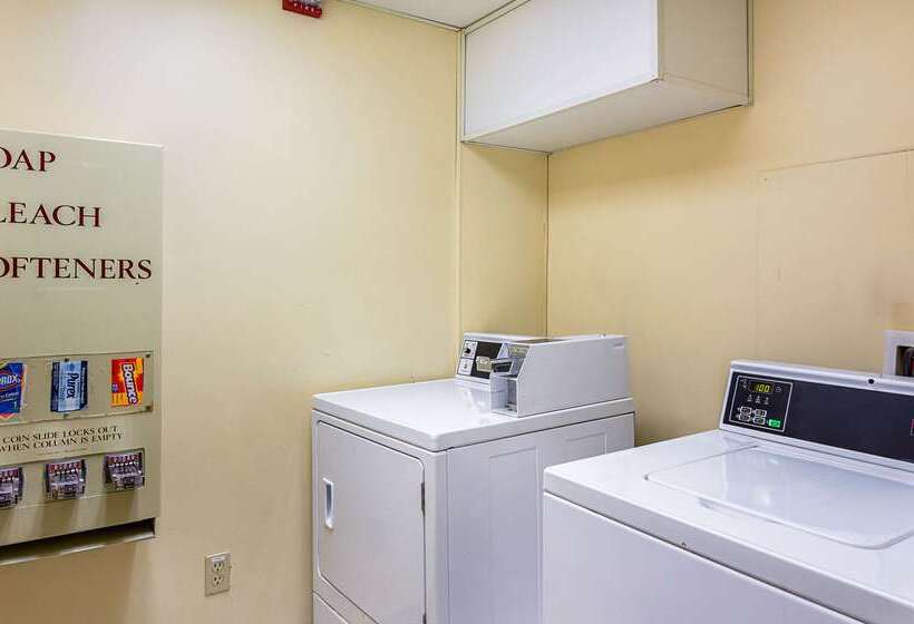 בית מלון כפרי Quality Inn & Suites Kearneysville  Martinsburg