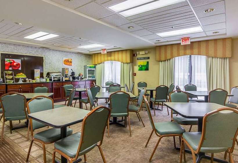 בית מלון כפרי Quality Inn & Suites Kearneysville  Martinsburg
