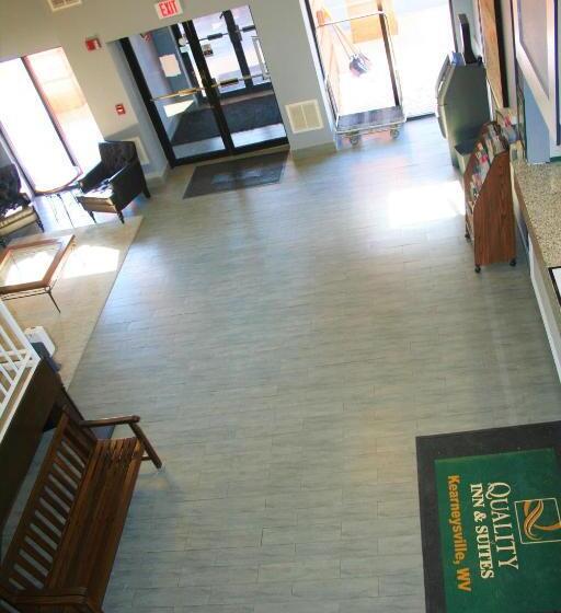 בית מלון כפרי Quality Inn & Suites Kearneysville  Martinsburg