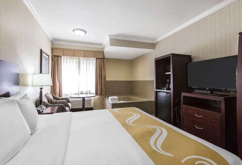 호텔 Quality Inn & Suites Los Angeles Airport Lax