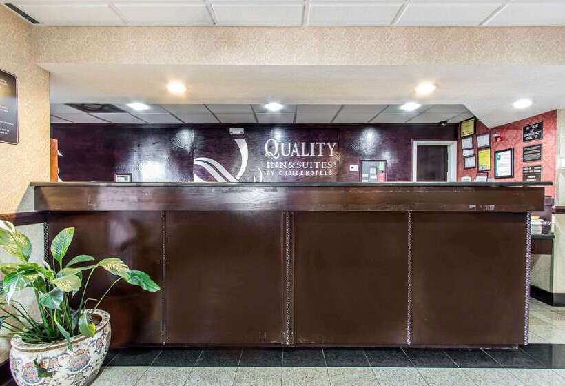 Отель Quality Inn & Suites Memphis East