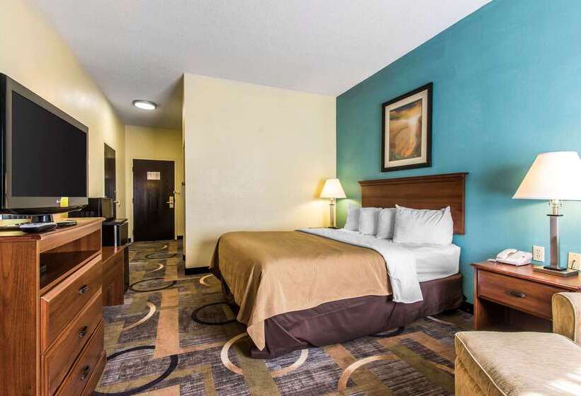 Отель Quality Inn & Suites Memphis East
