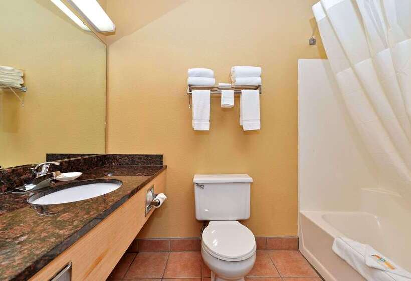 فندق Quality Inn & Suites