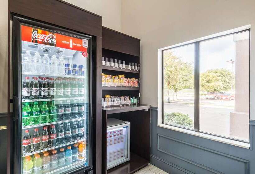 فندق Quality Suites Burleson   Ft Worth