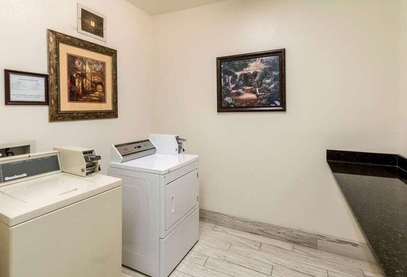 فندق Quality Suites Burleson   Ft Worth
