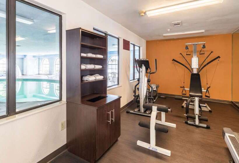 فندق Quality Suites Burleson   Ft Worth