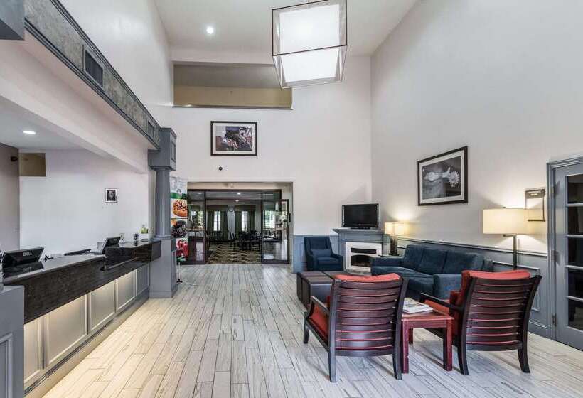 فندق Quality Suites Burleson   Ft Worth