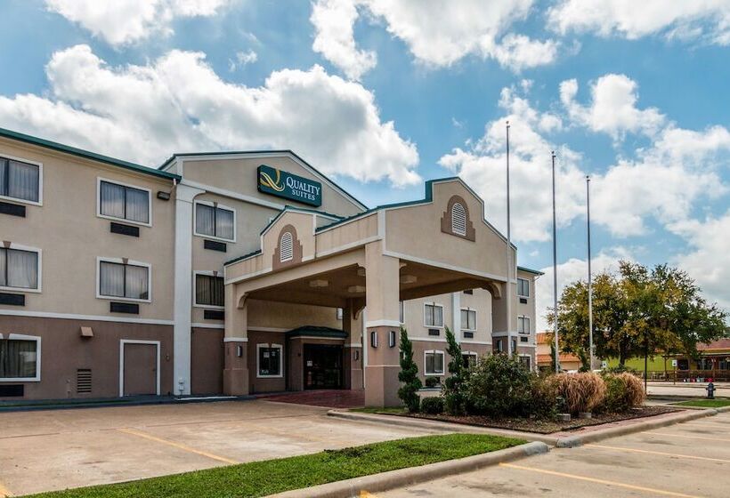فندق Quality Suites Burleson   Ft Worth