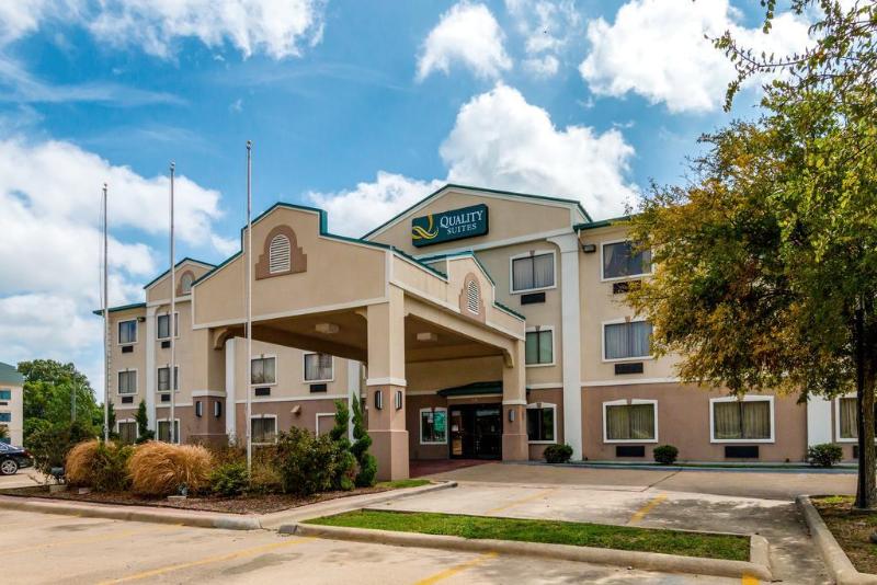 فندق Quality Suites Burleson   Ft Worth