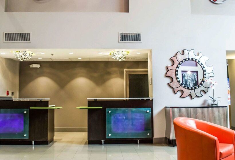 فندق Quality Suites Fort Myers Airport I 75