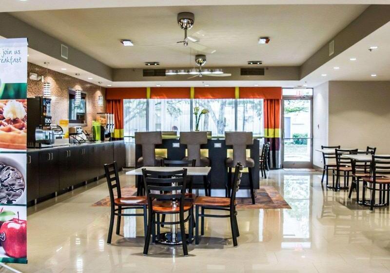 فندق Quality Suites Fort Myers Airport I 75