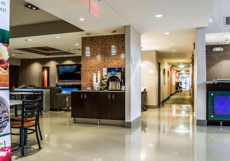 فندق Quality Suites Fort Myers Airport I 75