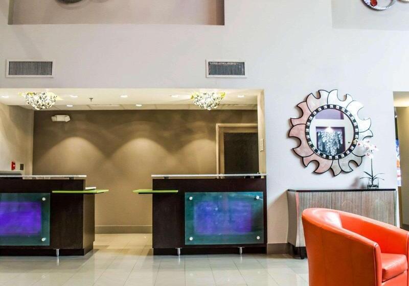 בית מלון כפרי Quality Suites Fort Myers Airport I 75