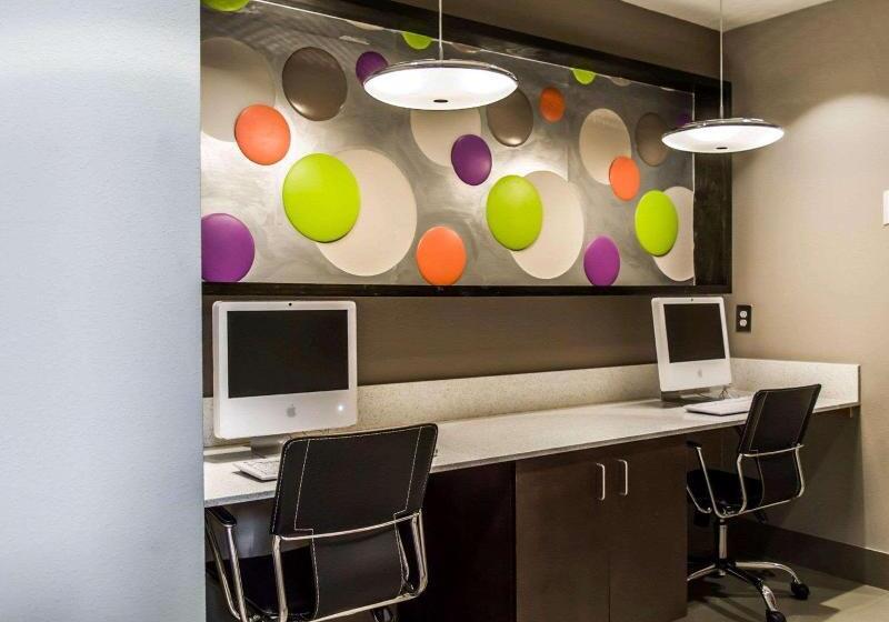 فندق Quality Suites Fort Myers Airport I 75