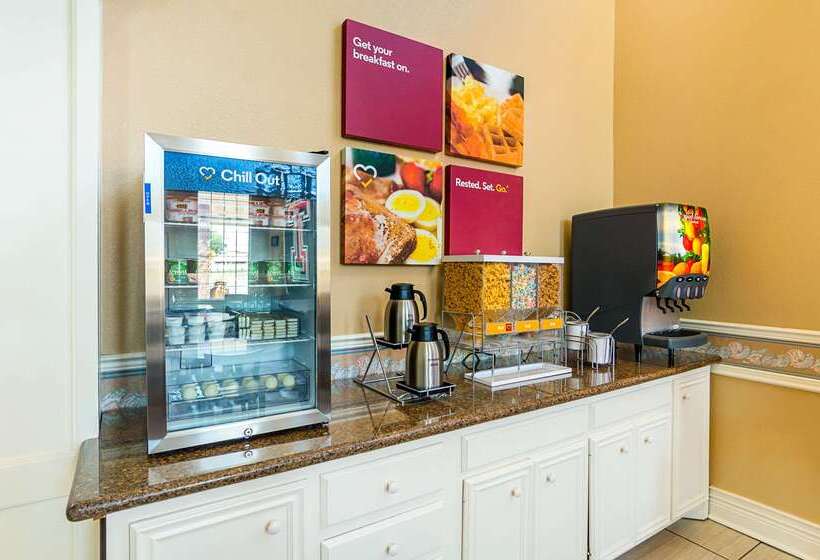 فندق Quality Suites