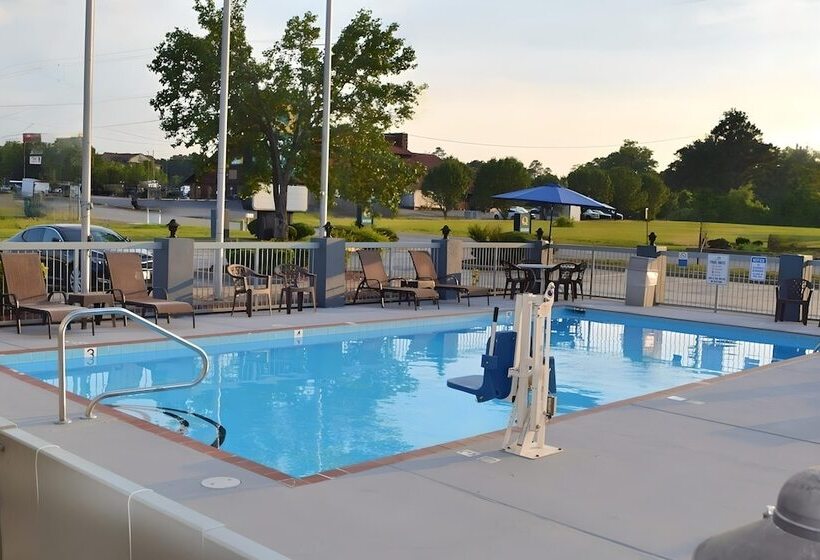 فندق Quality Suites Maumelle   Little Rock Nw