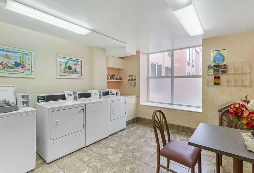 هتل Quality Suites Moab Near Arches National Park