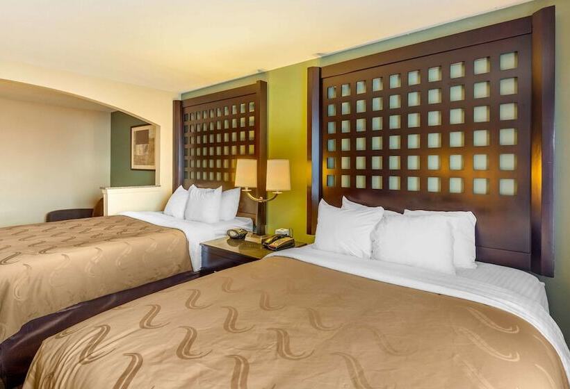 호텔 Quality Suites Sherman