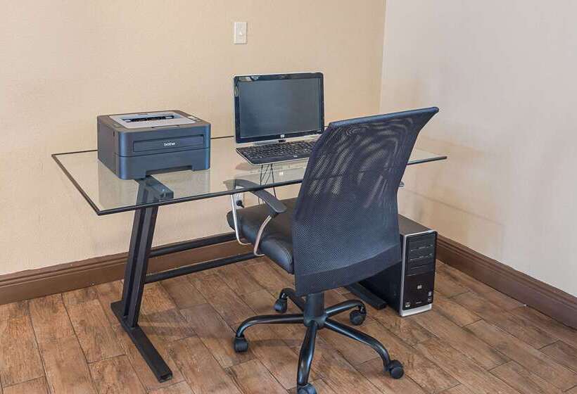 فندق Quality Suites