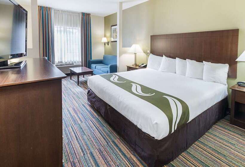 فندق Quality Suites