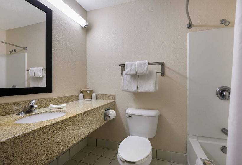 בית מלון כפרי Red Roof Inn & Suites Knoxville East