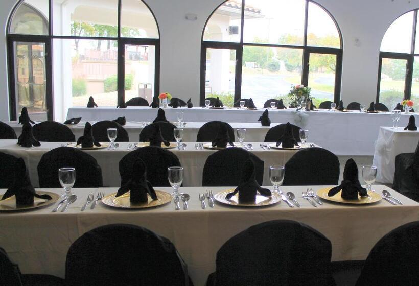 Regalia Hotel & Conference Center