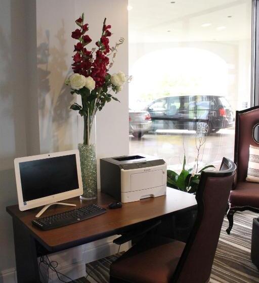 Regalia Hotel & Conference Center