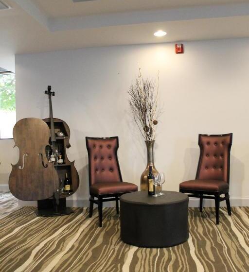 Regalia Hotel & Conference Center