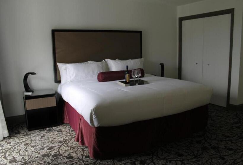 Regalia Hotel & Conference Center