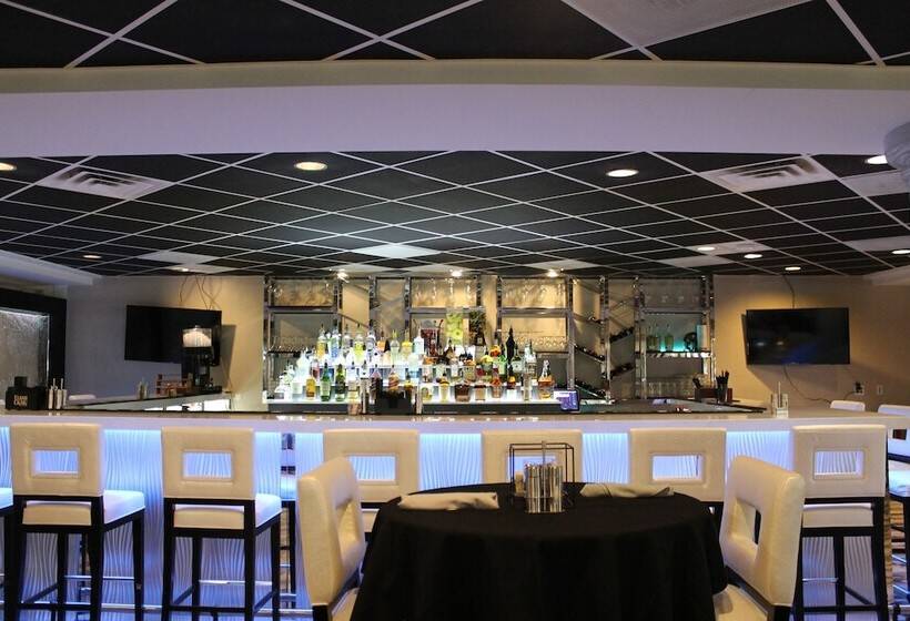 Regalia Hotel & Conference Center