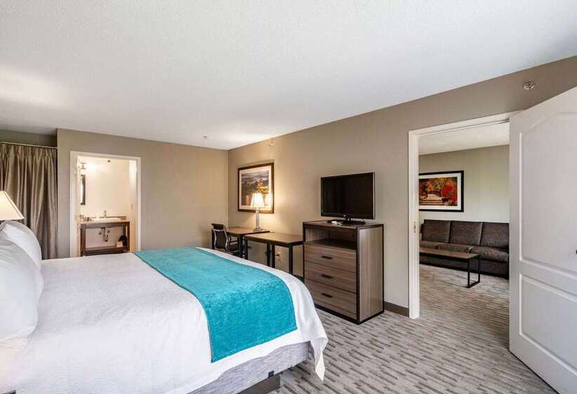 Riverview Inn & Suites, Ascend Hotel Collection